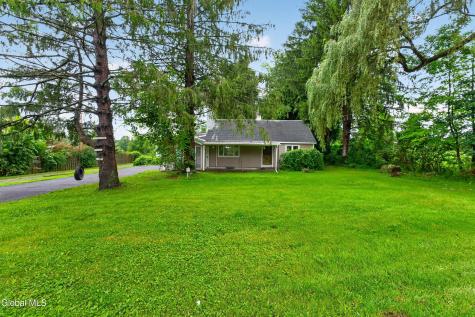 1135 Sacandaga Road Schenectady NY 12302