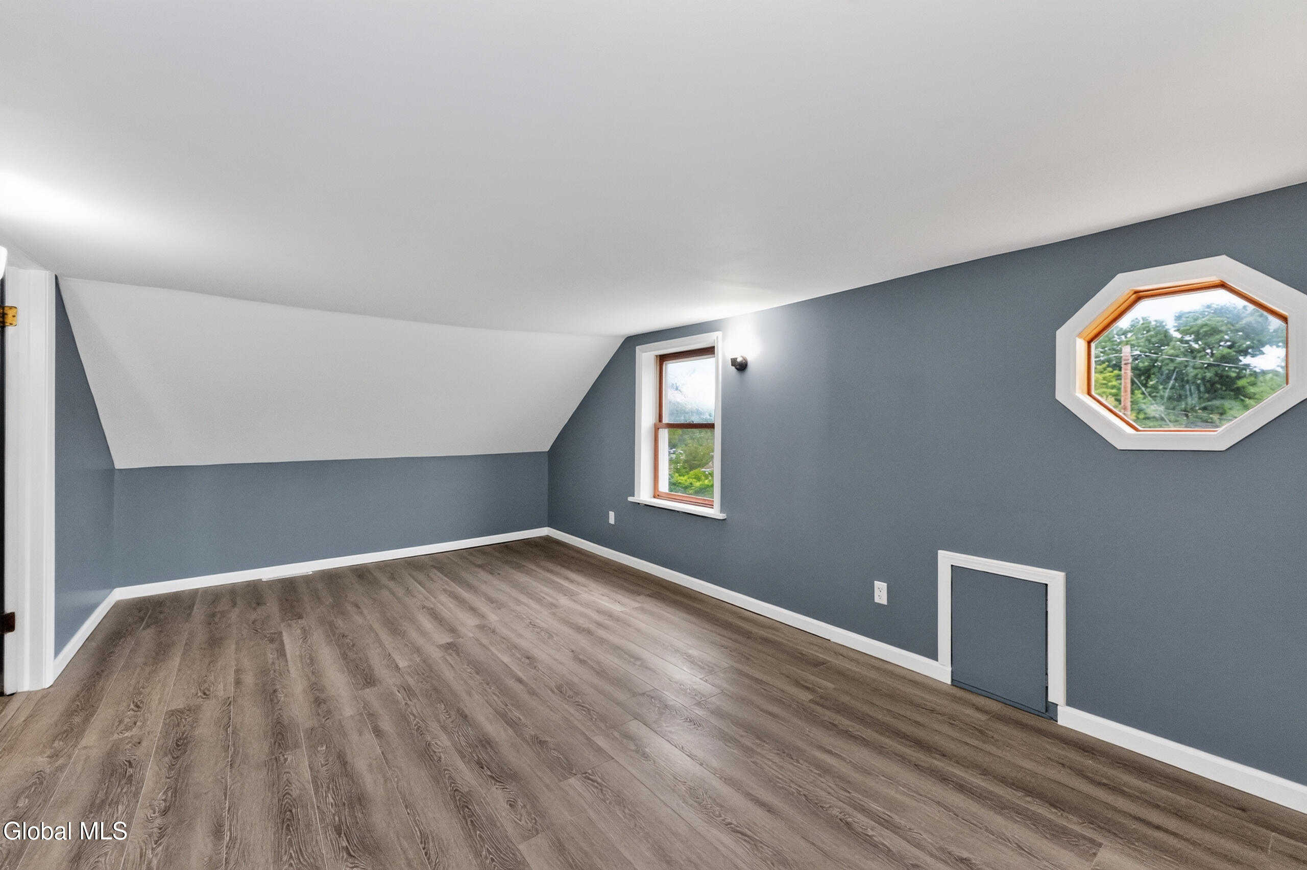 1135 Sacandaga Road Schenectady NY 12302