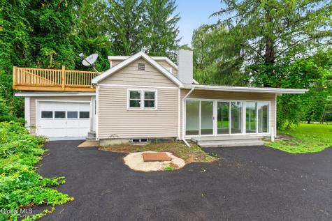 1135 Sacandaga Road Schenectady NY 12302