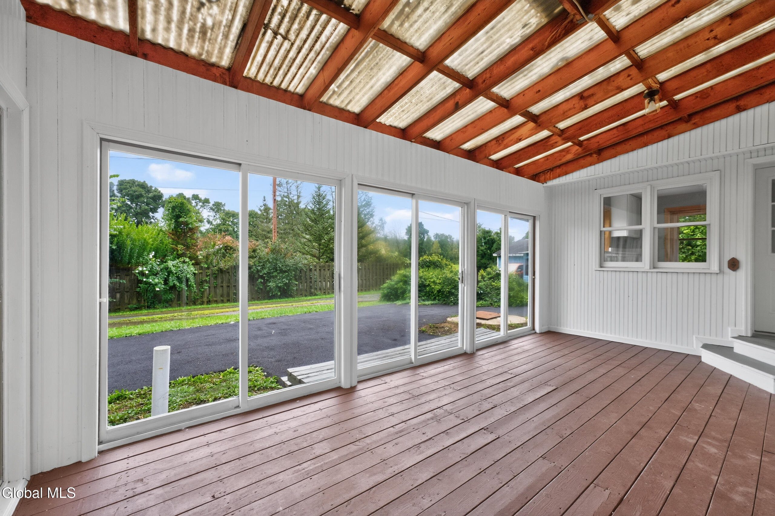 1135 Sacandaga Road Schenectady NY 12302