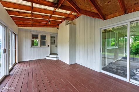 1135 Sacandaga Road Schenectady NY 12302
