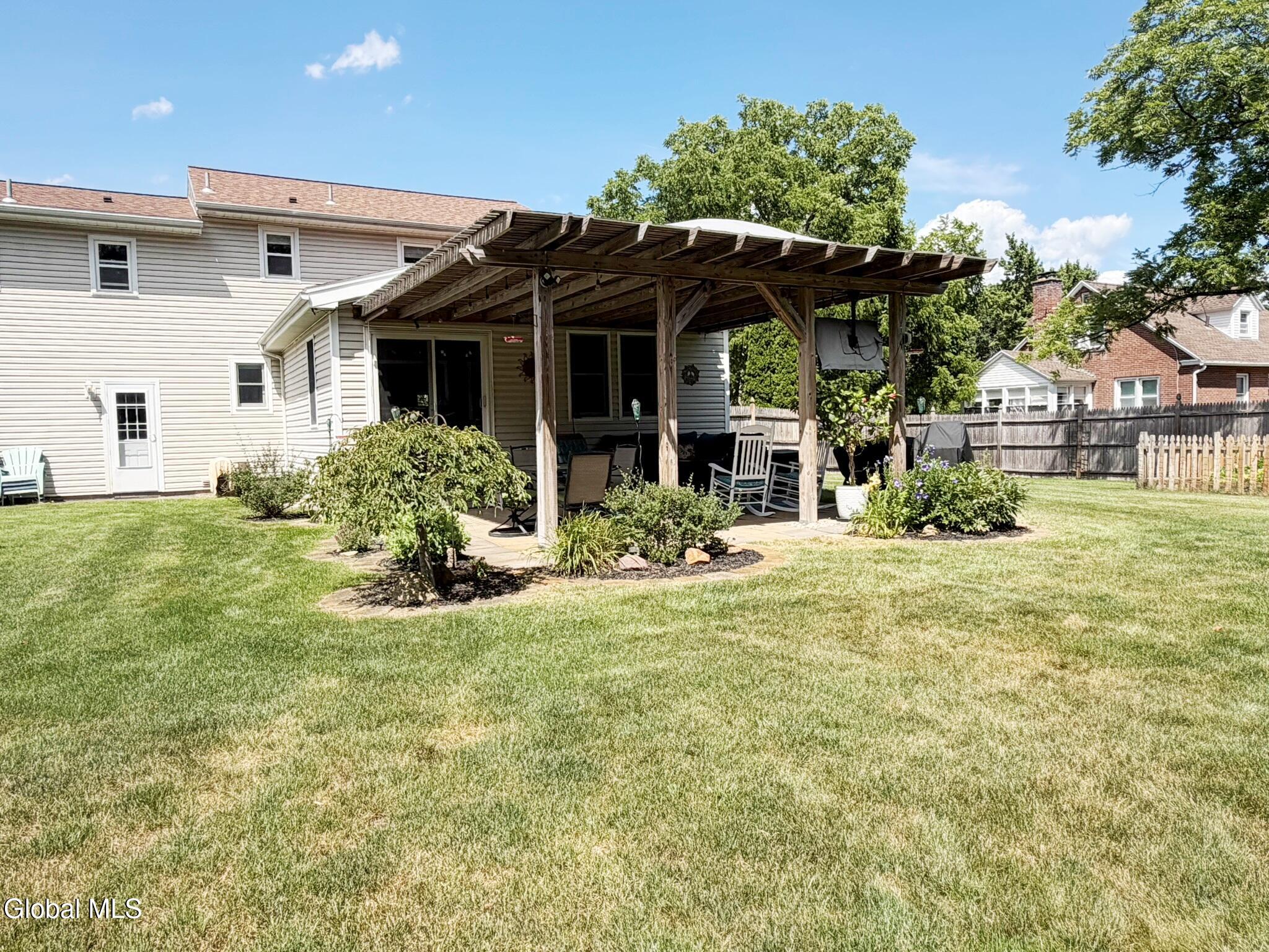 3008-3010 Sunset Lane Schenectady NY 12303