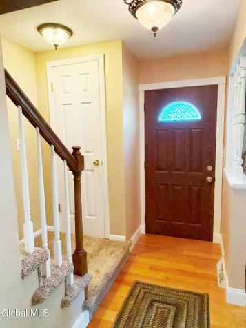 3008-3010 Sunset Lane Schenectady NY 12303