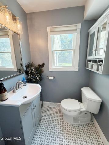 3008-3010 Sunset Lane Schenectady NY 12303