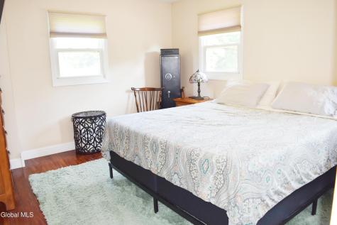 3008-3010 Sunset Lane Schenectady NY 12303