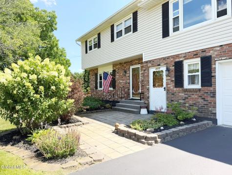 3008-3010 Sunset Lane Schenectady NY 12303