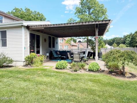3008-3010 Sunset Lane Schenectady NY 12303