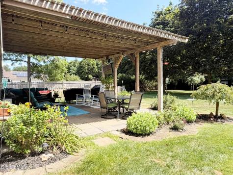 3008-3010 Sunset Lane Schenectady NY 12303
