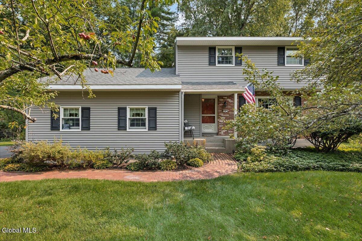 6 Nott Road Guilderland NY 12084