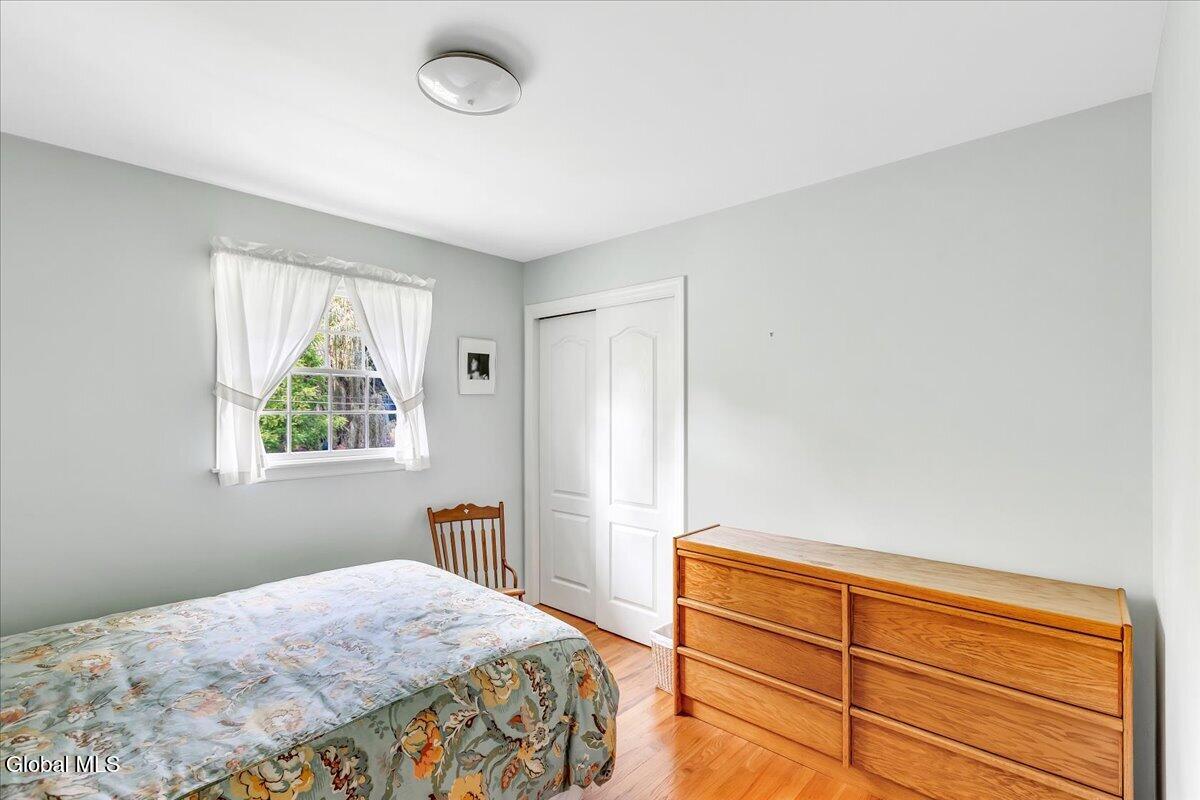 6 Nott Road Guilderland NY 12084