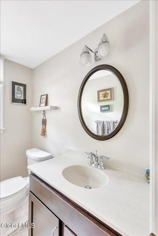 6 Nott Road Guilderland NY 12084