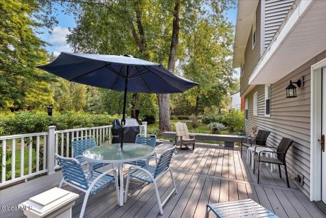 6 Nott Road Guilderland NY 12084