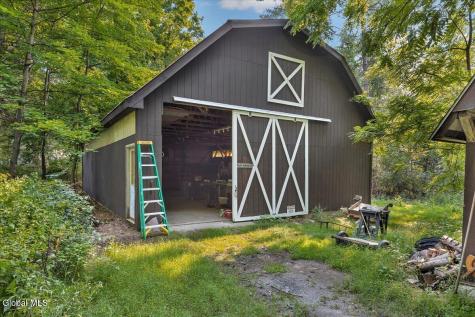 6 Nott Road Guilderland NY 12084
