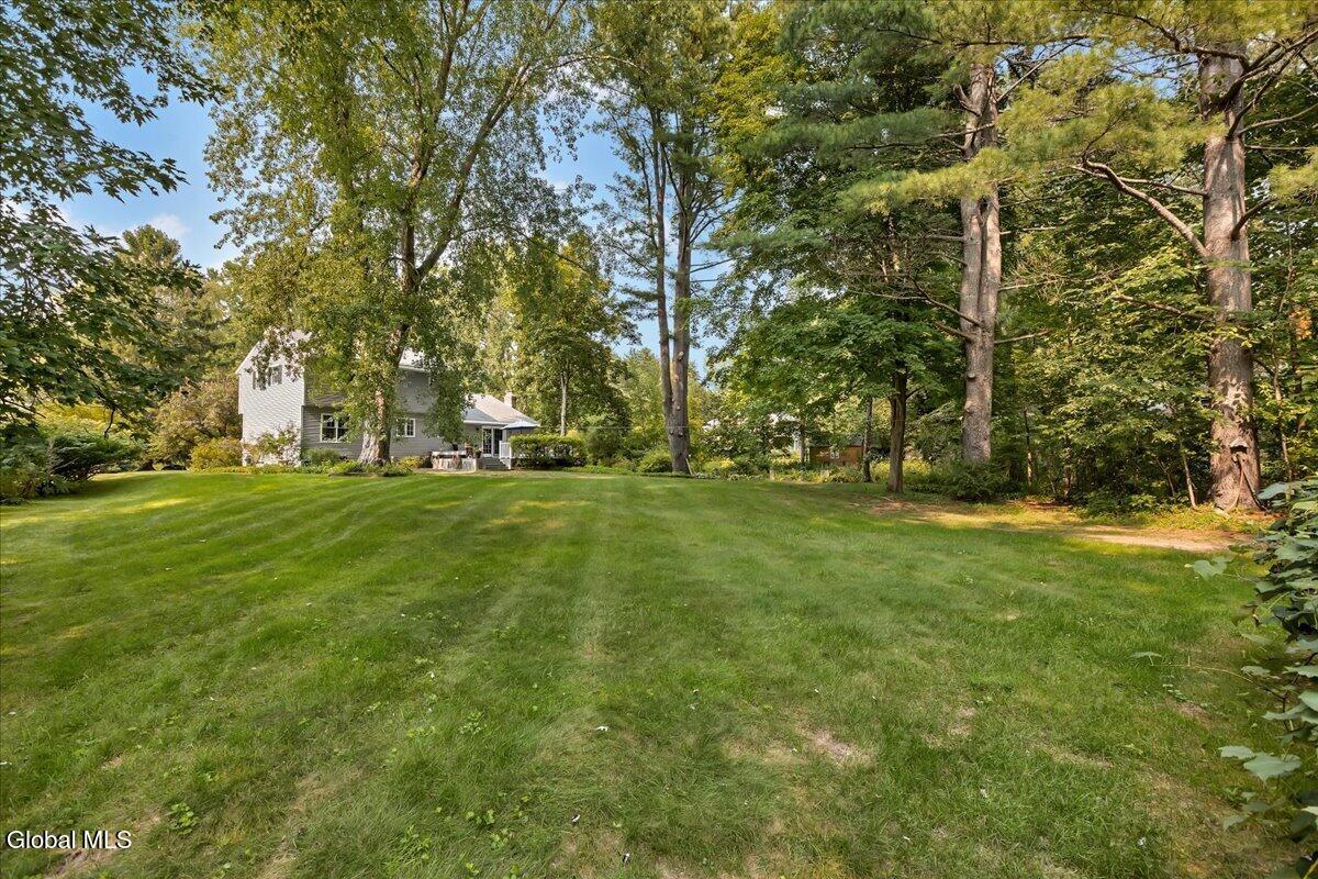 6 Nott Road Guilderland NY 12084