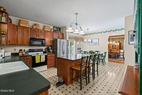 19 Nadler Road Clifton Park NY 12065