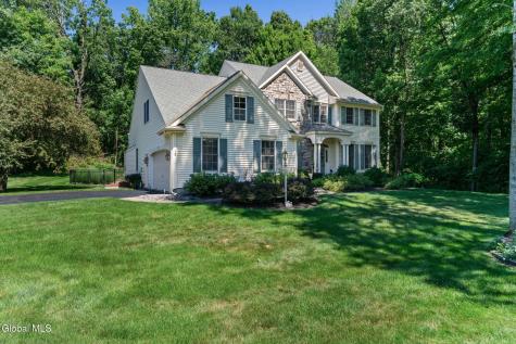 19 Nadler Road Clifton Park NY 12065