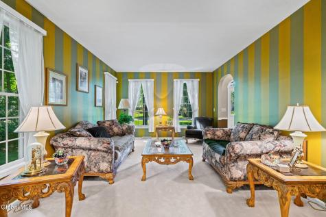 19 Nadler Road Clifton Park NY 12065