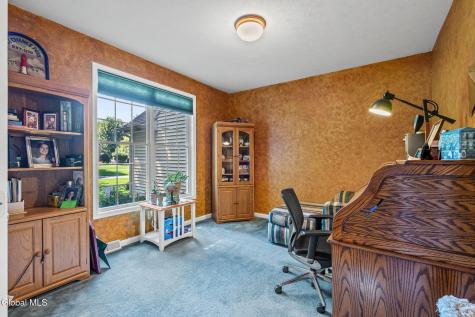 19 Nadler Road Clifton Park NY 12065