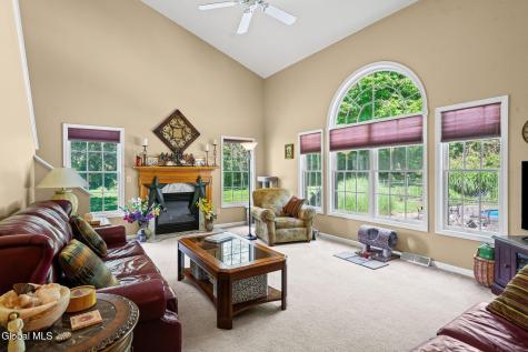 19 Nadler Road Clifton Park NY 12065