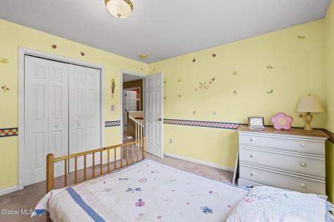 19 Nadler Road Clifton Park NY 12065