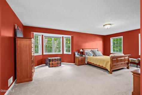 19 Nadler Road Clifton Park NY 12065