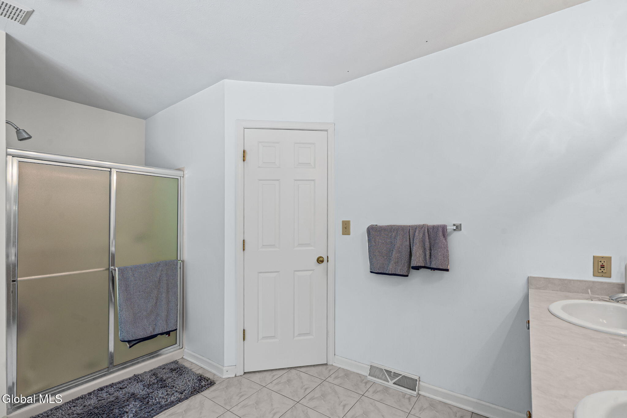 19 Nadler Road Clifton Park NY 12065