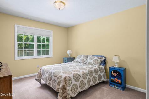 19 Nadler Road Clifton Park NY 12065