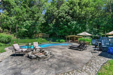 19 Nadler Road Clifton Park NY 12065