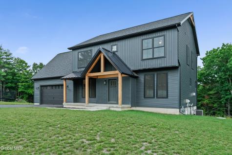 20 Woodland Hill Road Wynantskill NY 12198