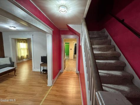 1341 7th Avenue Schenectady NY 12303