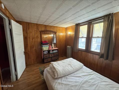 1341 7th Avenue Schenectady NY 12303