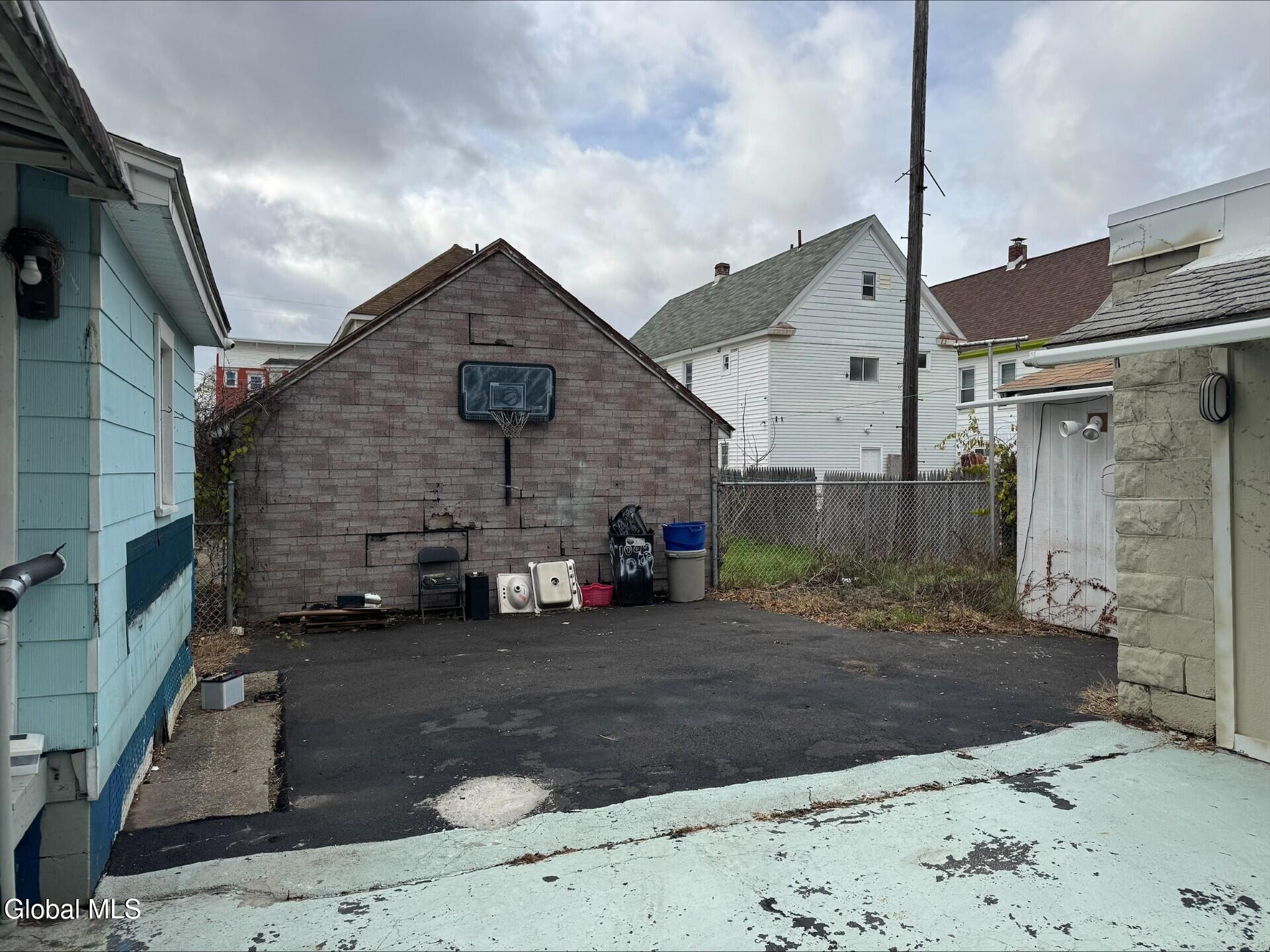 1341 7th Avenue Schenectady NY 12303