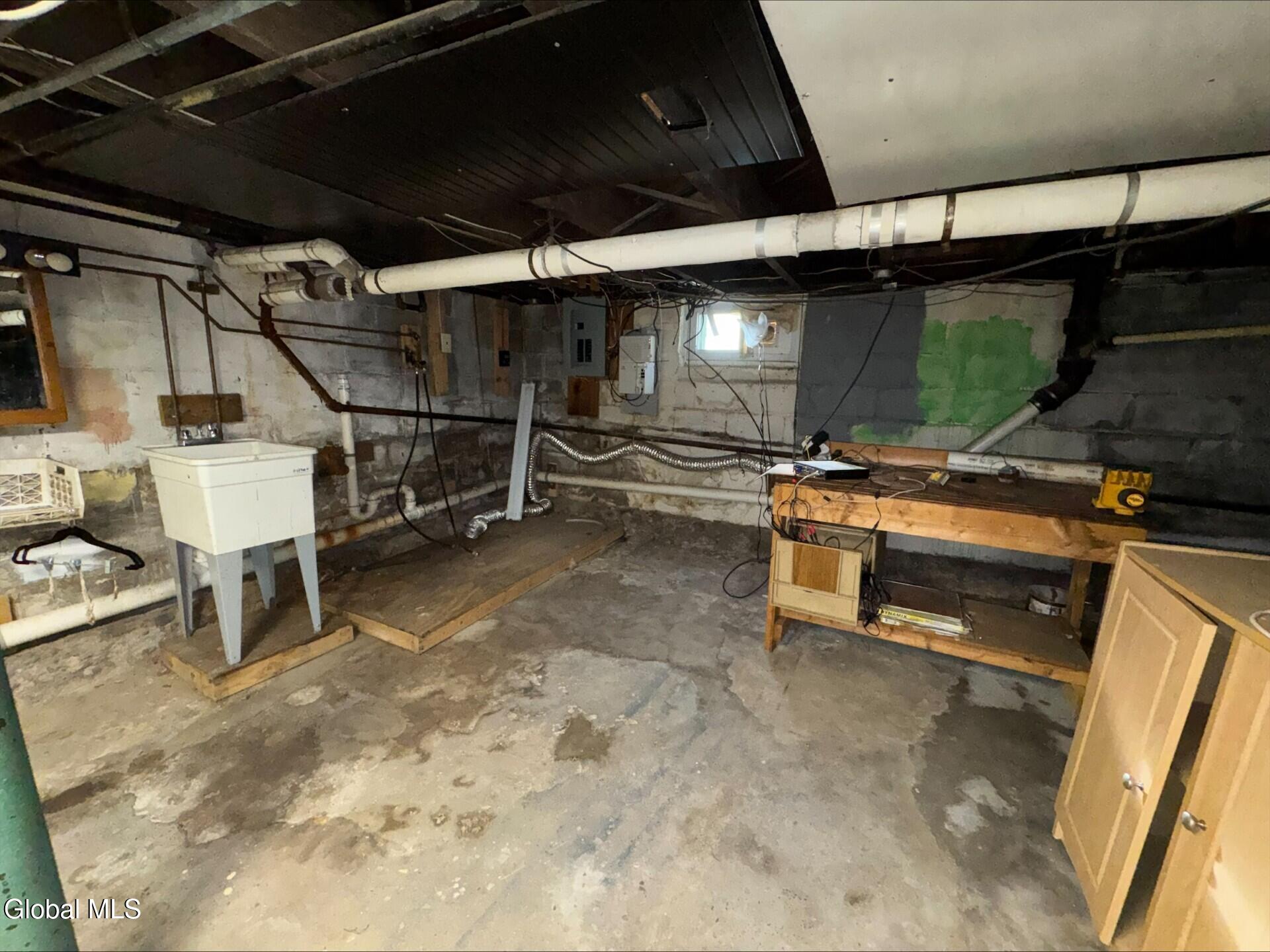 1341 7th Avenue Schenectady NY 12303