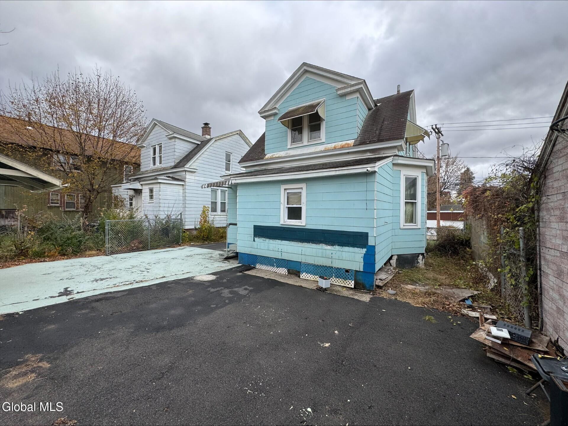 1341 7th Avenue Schenectady NY 12303