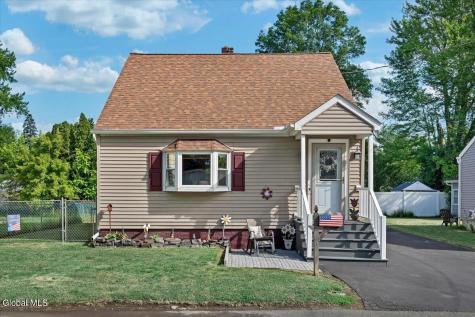 8 Lakeview Avenue Rensselaer NY 12144