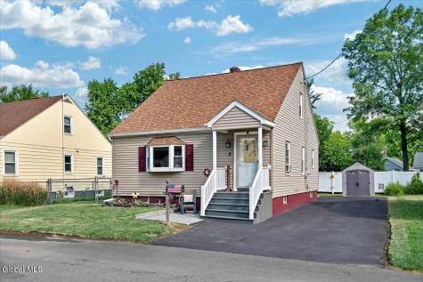 8 Lakeview Avenue Rensselaer NY 12144