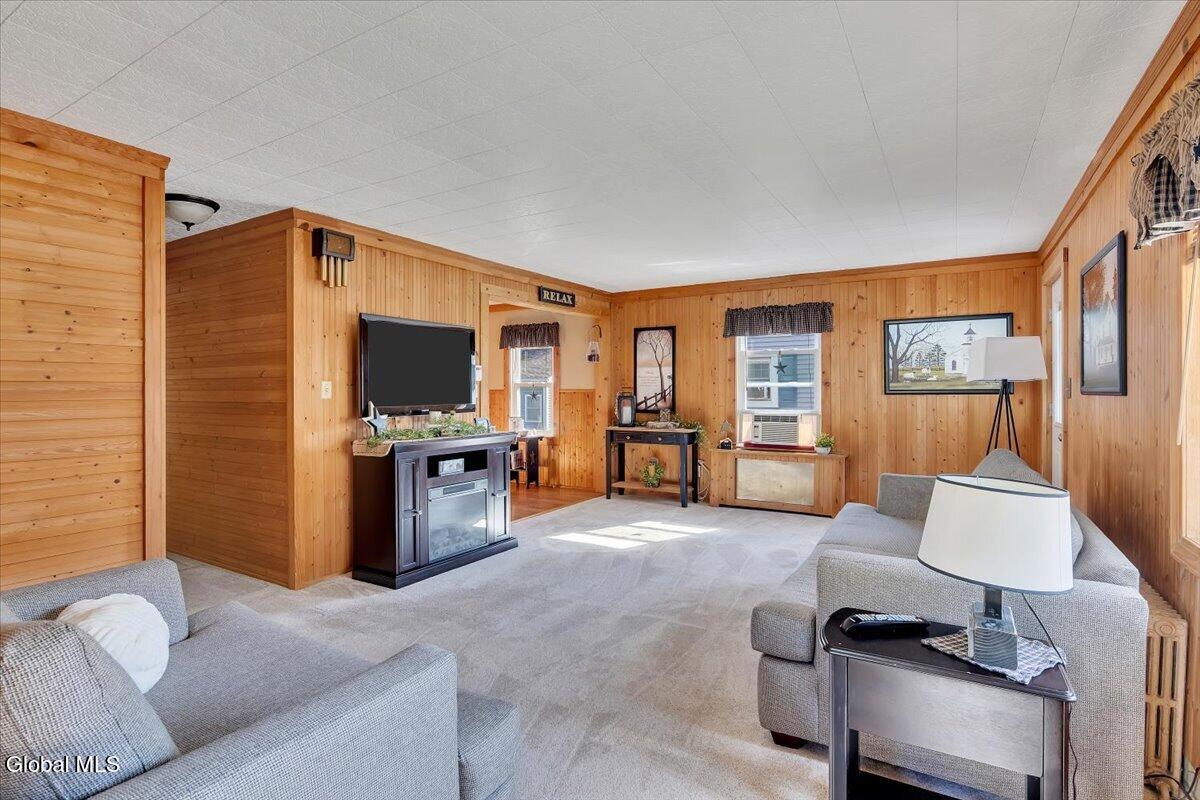 8 Lakeview Avenue Rensselaer NY 12144