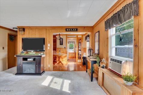 8 Lakeview Avenue Rensselaer NY 12144