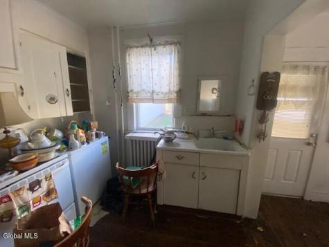 33 Colby Street Albany NY 12206