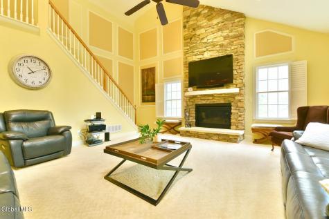 72 Stone Crest Drive Halfmoon NY 12118