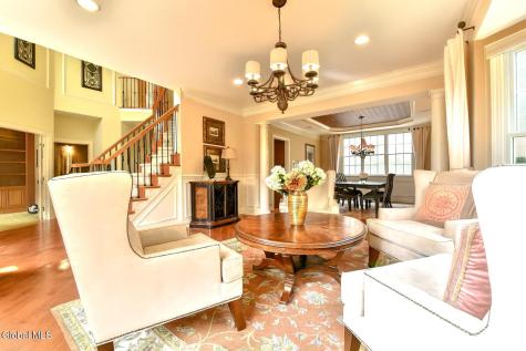 72 Stone Crest Drive Halfmoon NY 12118