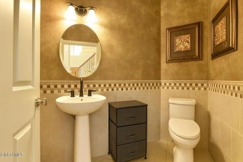 72 Stone Crest Drive Halfmoon NY 12118