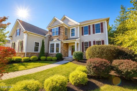 72 Stone Crest Drive Halfmoon NY 12118