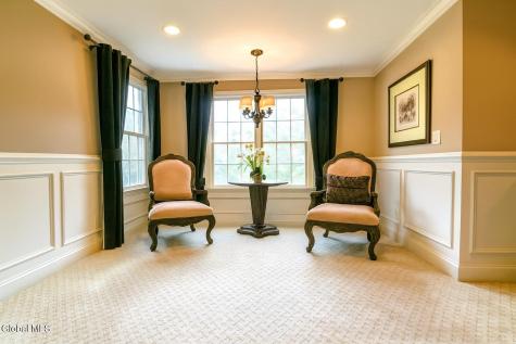 72 Stone Crest Drive Halfmoon NY 12118