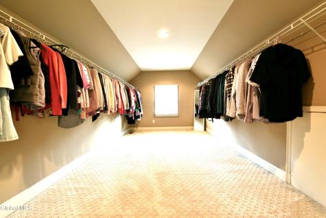 72 Stone Crest Drive Halfmoon NY 12118