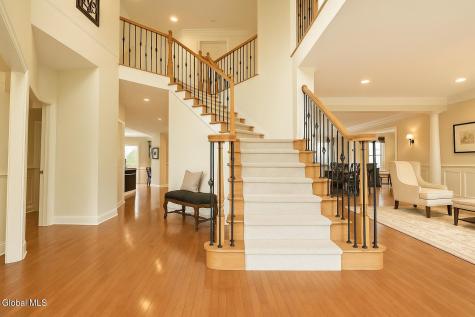 72 Stone Crest Drive Halfmoon NY 12118