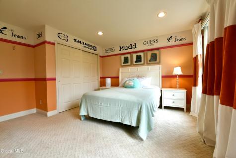 72 Stone Crest Drive Halfmoon NY 12118