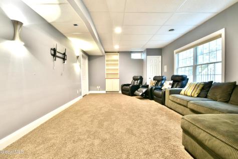 72 Stone Crest Drive Halfmoon NY 12118