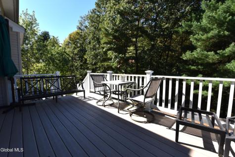 72 Stone Crest Drive Halfmoon NY 12118