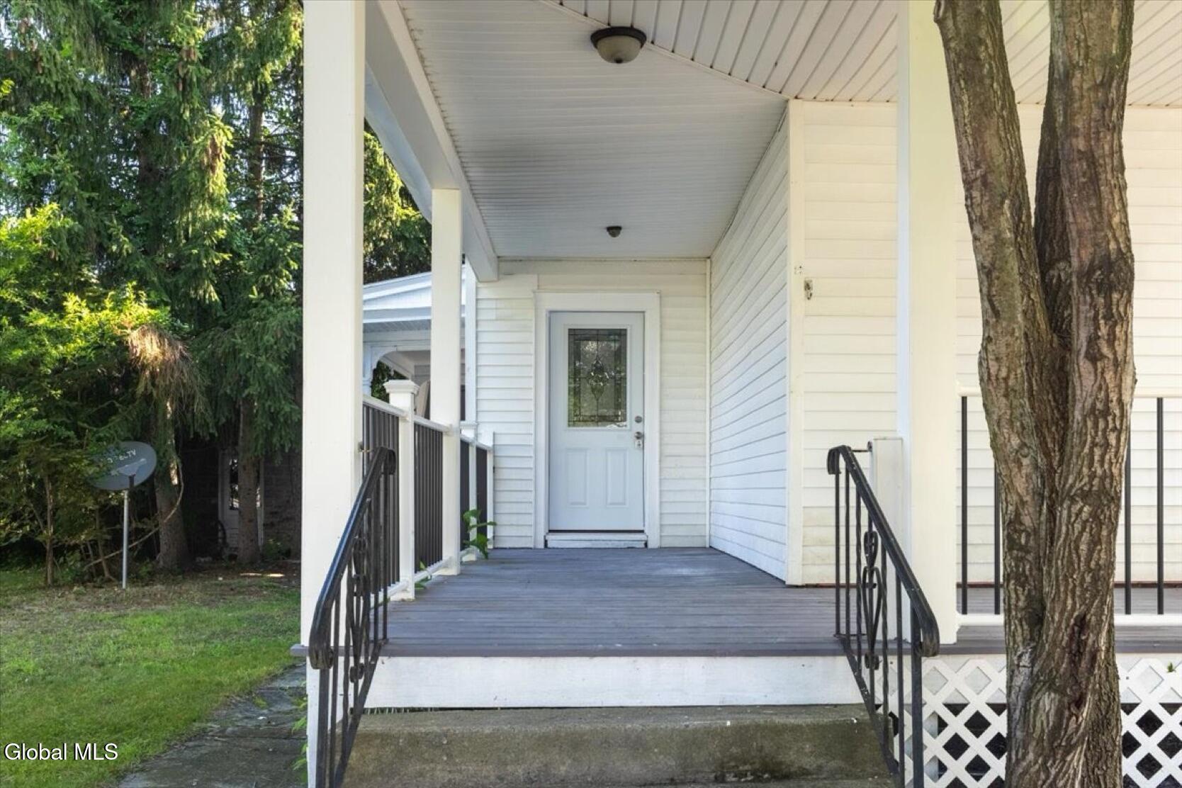 183 Main Street South Glens Falls NY 12803
